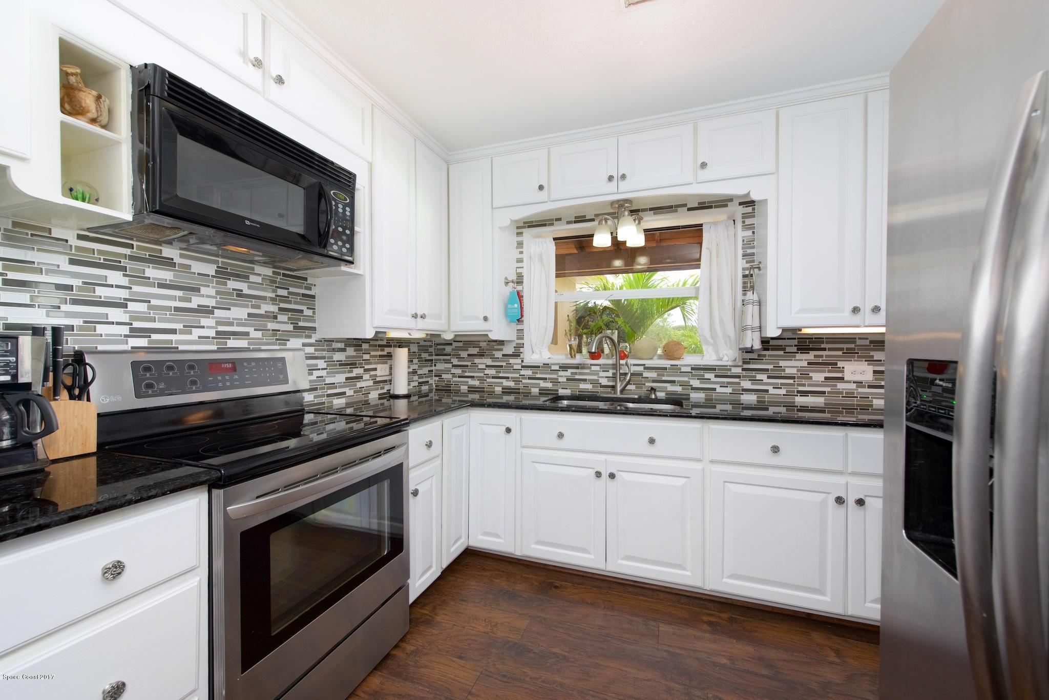 38 South Riverside Drive Indialantic, FL 32903 - Photo 19 of 31 Kitchen
