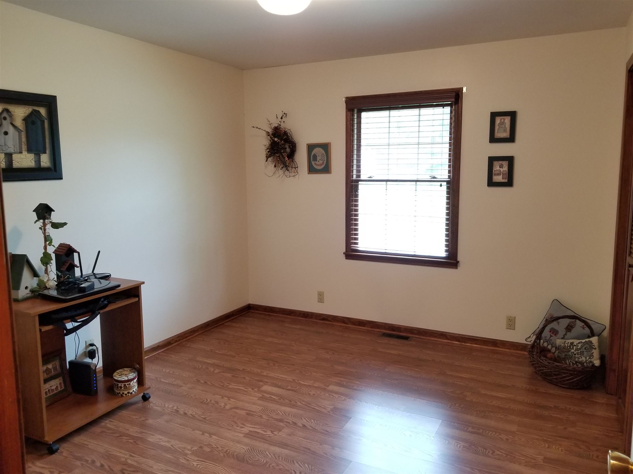 821 Durlin Road New Harmony, IN 47631 - Photo 10 of 24 Gallery Image 10