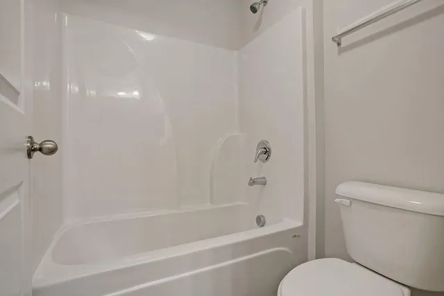 $2,399 | 156 Chase Landing Drive, Unit STONEWYCKE, Loganville, GA 30052