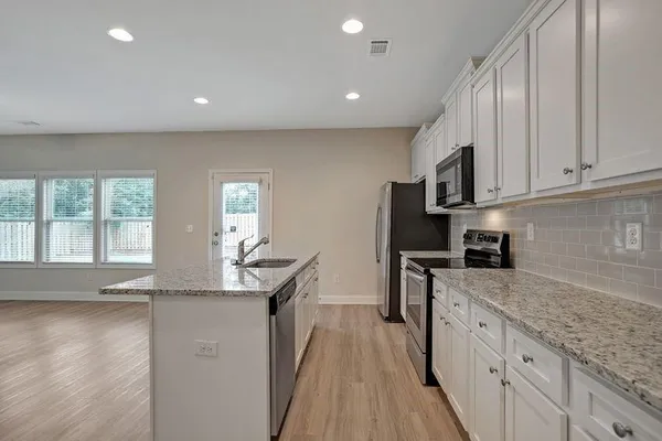 $2,680 | 156 Chase Landing Drive, Unit STONEWYCKE, Loganville, GA 30052