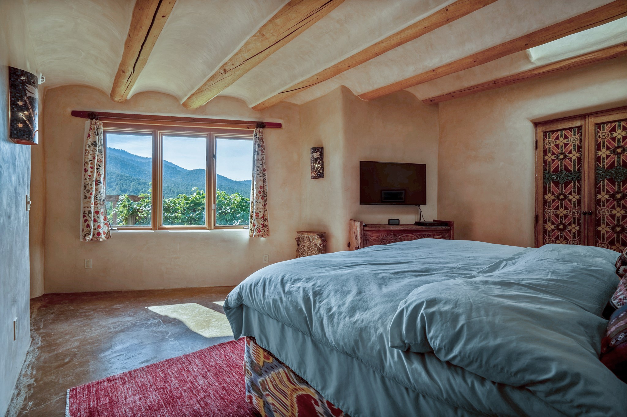 1564 Cerro Gordo Road Santa Fe, NM 87501 - Photo 32 of 53 Upper House Bedroom #2