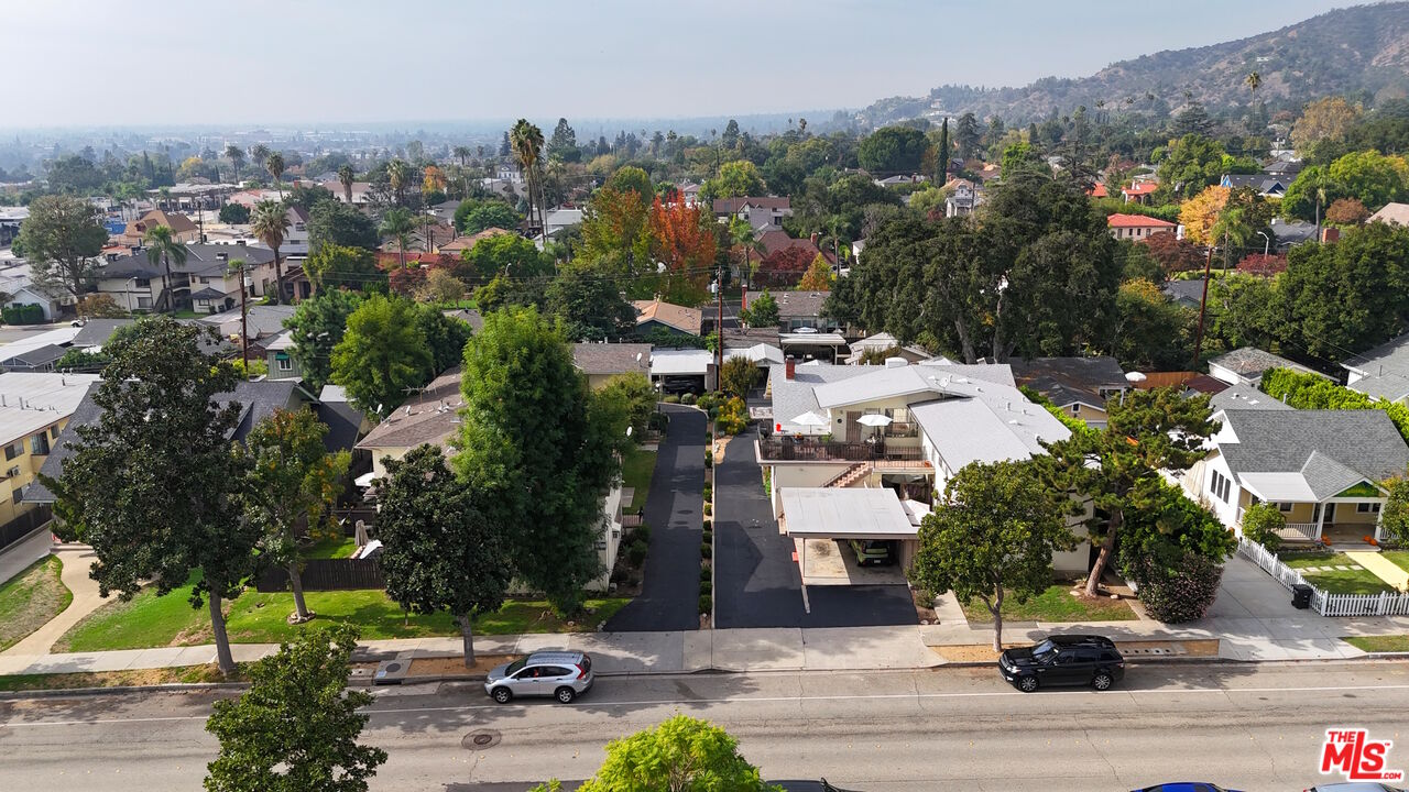 137 North Myrtle Avenue Monrovia, CA 91016 - Photo 29 of 41 a view of a city