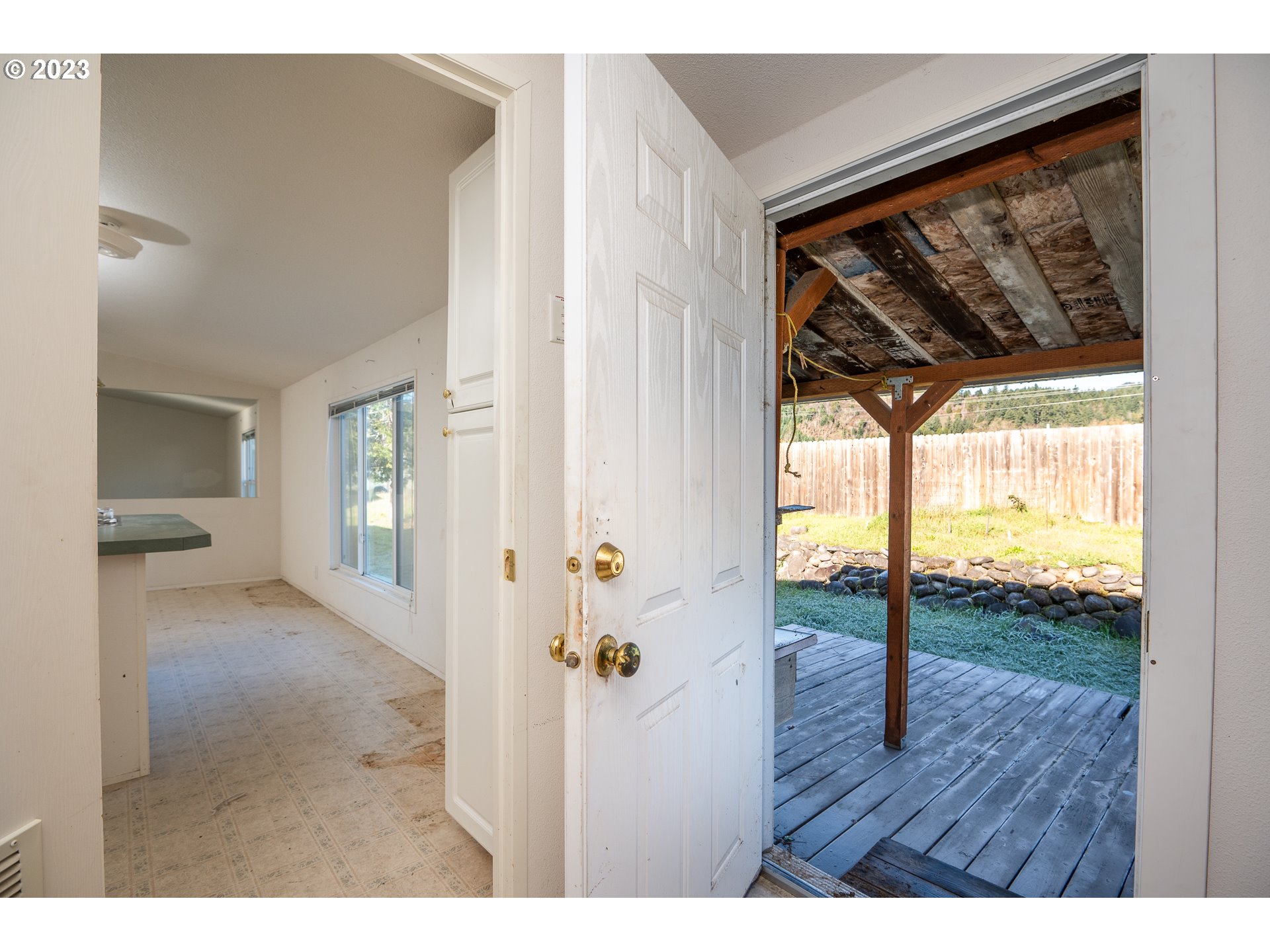 76367 Klohn Road Oakridge, OR 97463 - Photo 25 of 42 a view interior of the house and wooden floor