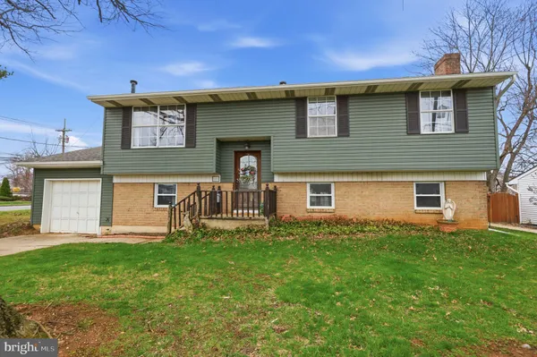 $299,000 | 105 Central Avenue, Woodbury Heights, NJ 08097