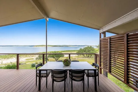 $849,000 | 1482 Stagecoach Drive, Canyon Lake, TX 78133