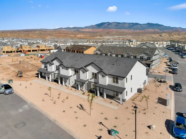 $344,990 | 2214 Wolverine Way, Unit 2526, Washington, UT 84780
