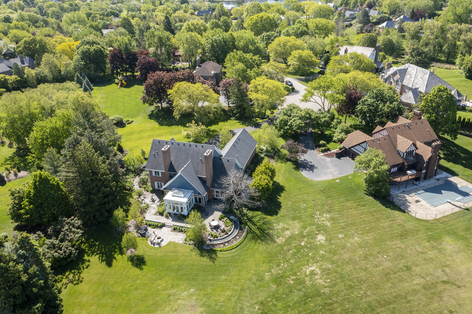 594 Windsor Circle Inverness, IL 60067 - Photo 7 of 8 Gallery Image 7
