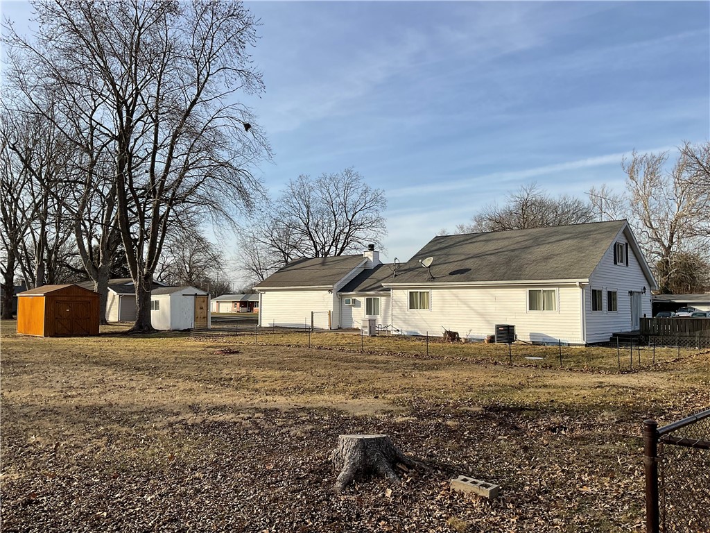 45 Larry Drive Decatur, IL 62526 - Photo 14 of 17