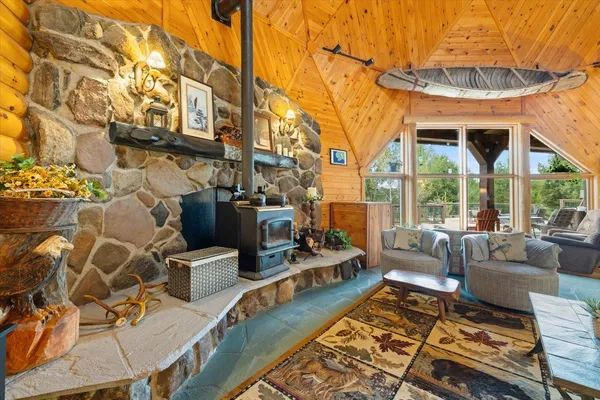 $2,950,000 | 3581 County Line Road, Sturgeon Lake, MN 55783