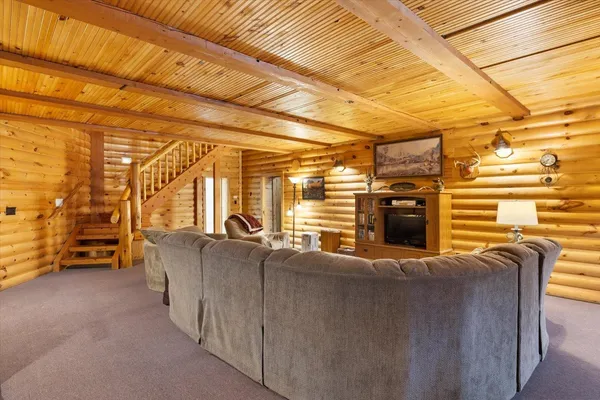 $2,950,000 | 3581 County Line Road, Sturgeon Lake, MN 55783