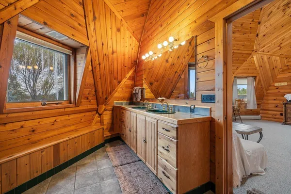 $2,950,000 | 3581 County Line Road, Sturgeon Lake, MN 55783