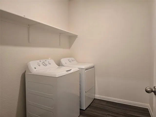 $1,895 | 209 Rodgers Road, Taylor, TX 76574