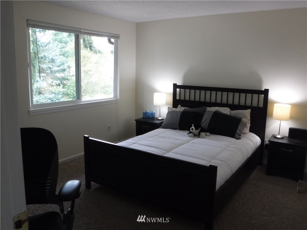 33525 33rd Place Southwest Federal Way, WA 98023 - Photo 14 of 24 Gallery Image 14