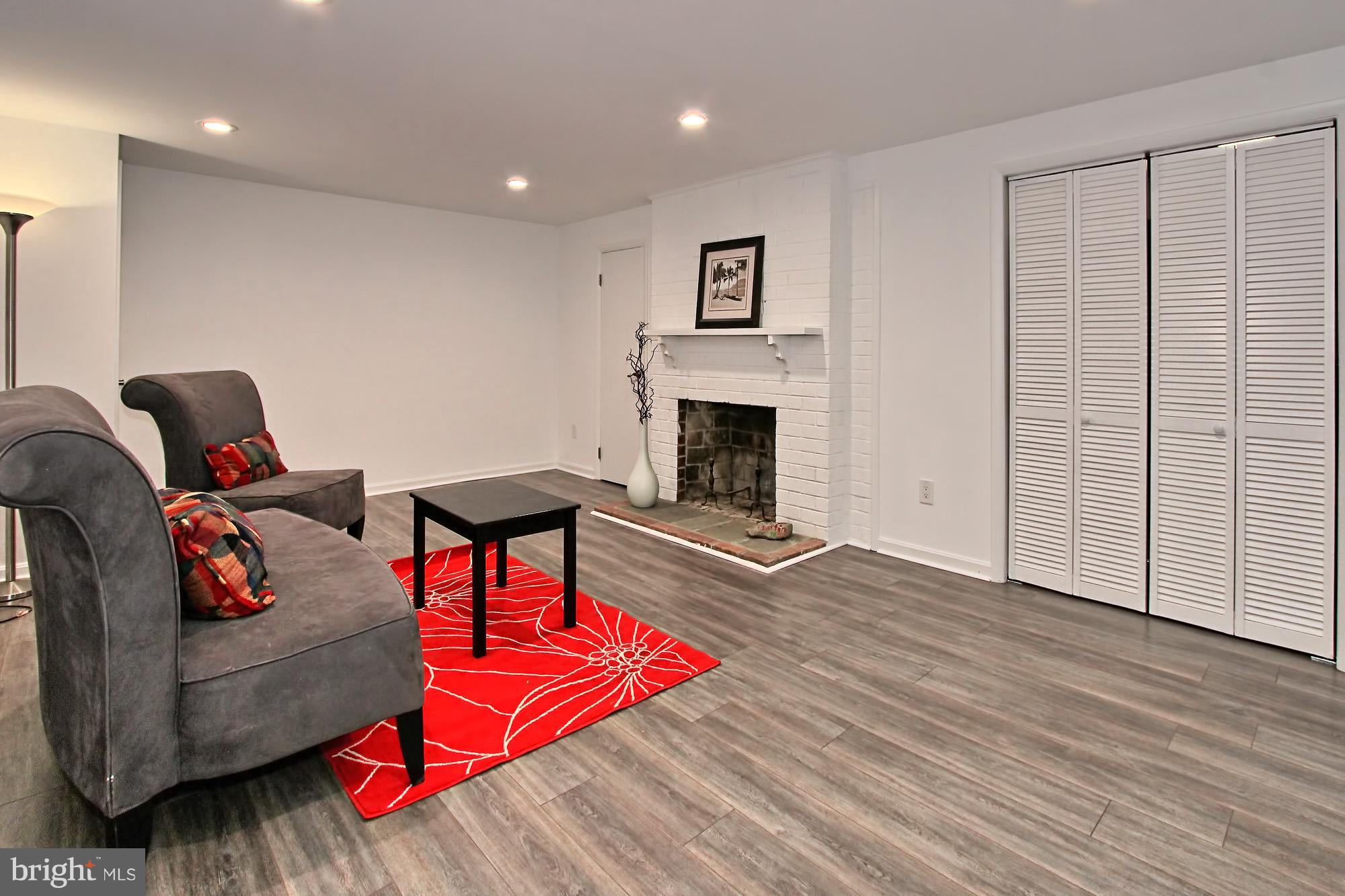 7910 Greeley Boulevard Springfield, VA 22152 - Photo 22 of 29 Room for pool table or use as alternate MBR