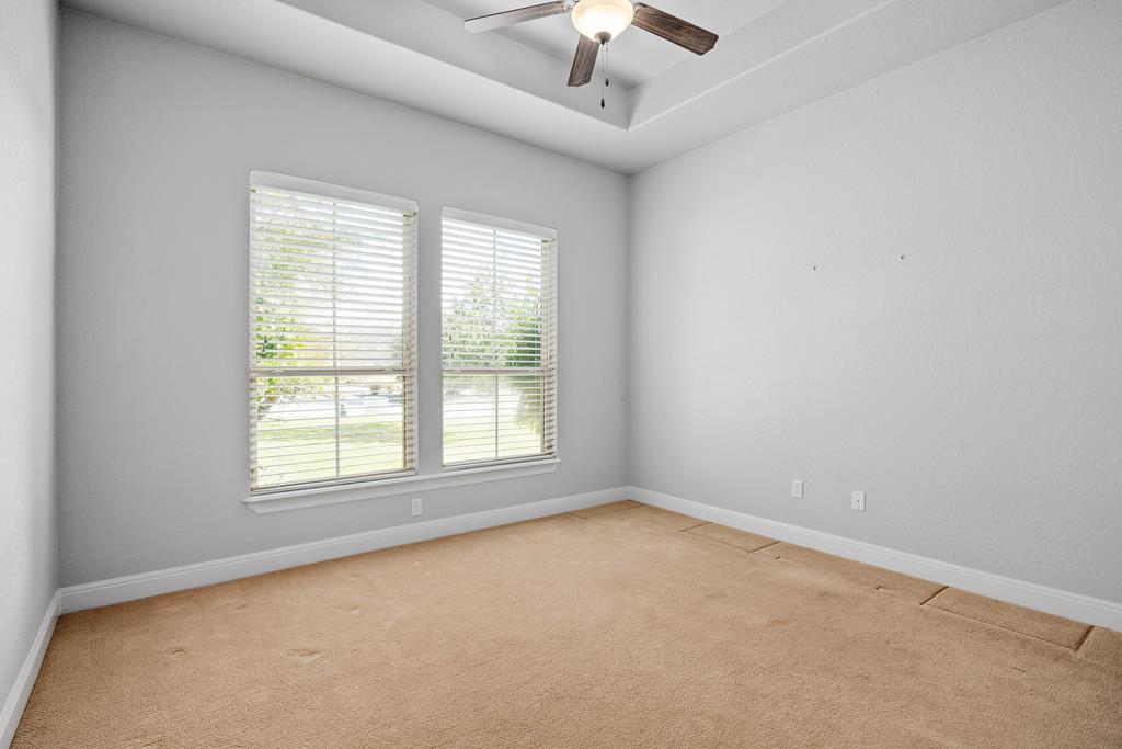 1009 Club House Road Kerrville, TX 78028 - Photo 20 of 30