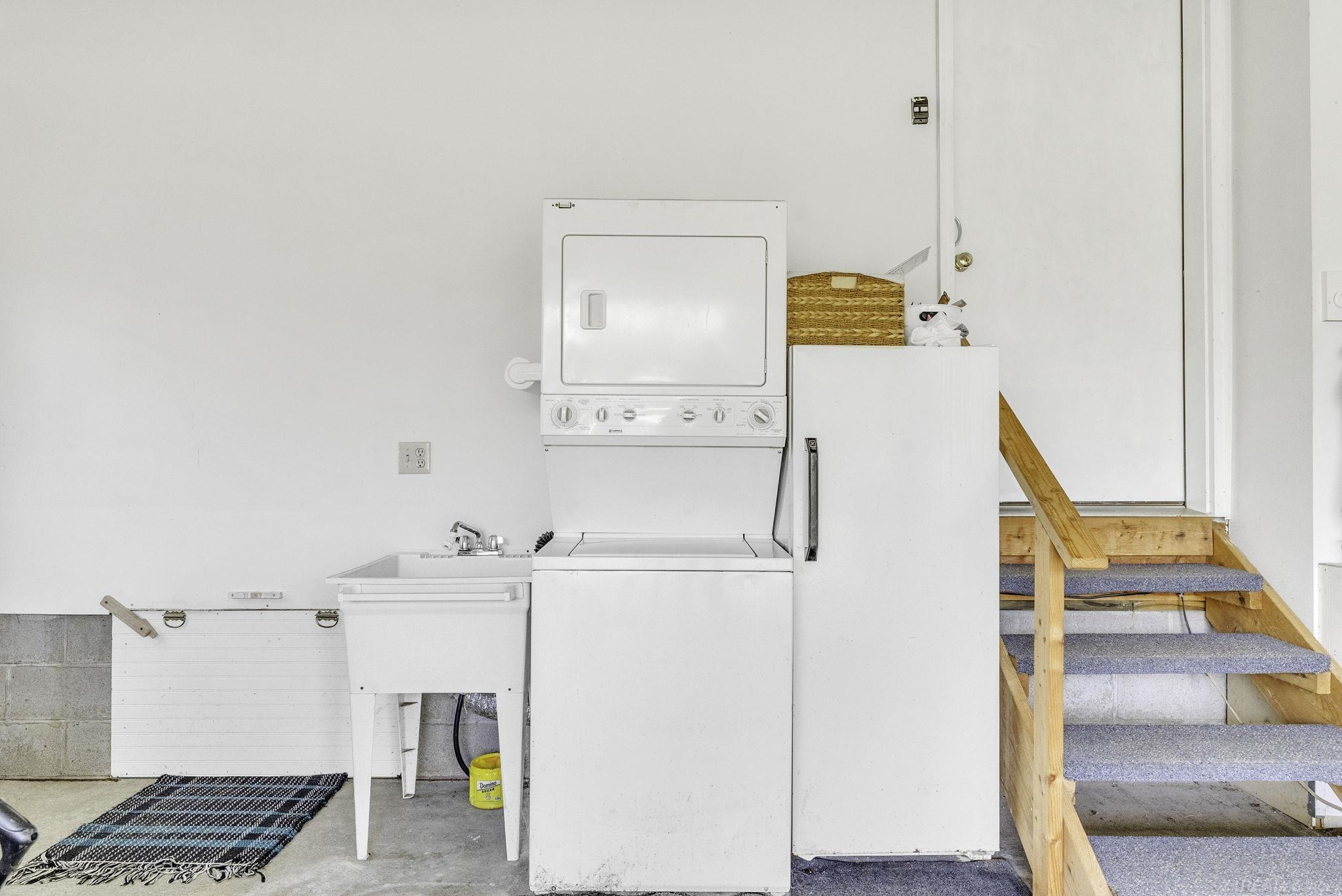 6841 Lakeshore Road Lexington, MI 48450 - Photo 27 of 52 50160775-cc5ba2bf-2342-4455-9d5a-f2aeff186bc3.JPG