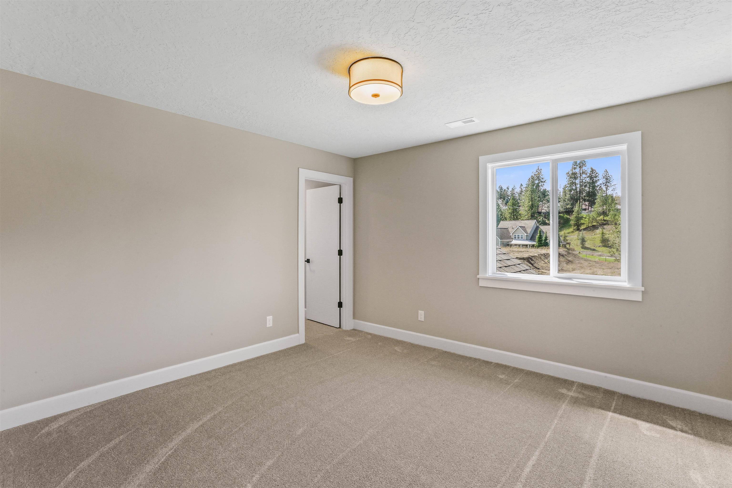 3757 South Aldo Road Spokane, WA 99223 - Photo 19 of 28