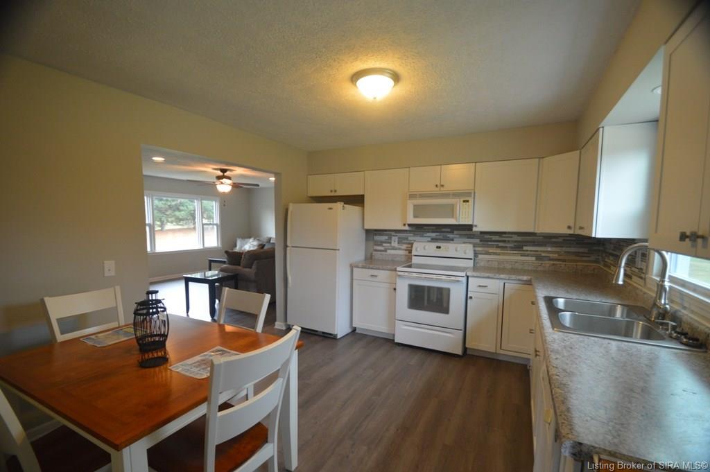 1815 East Harrod Road Austin, IN 47102 - Photo 4 of 66 Gallery Image 4