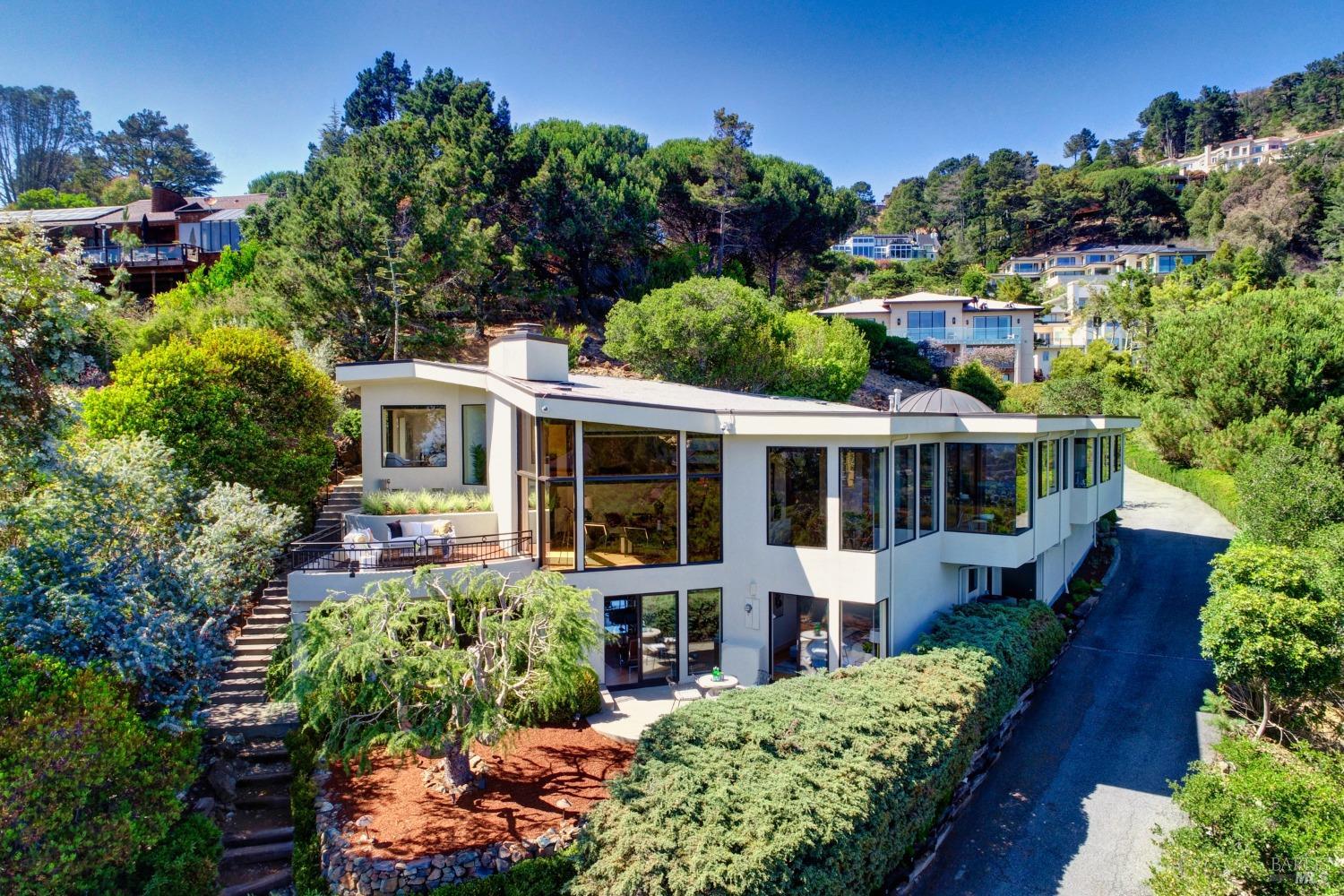 21 Tara Hill Road Tiburon, CA 94920 - Photo 2 of 52