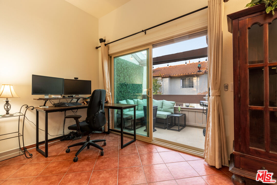 1754 Sinaloa Road, Unit 274 Simi Valley, CA 93065 - Photo 9 of 23 a view of a workspace with furniture and a window