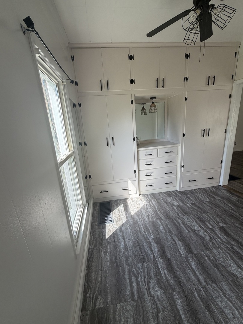405 South State Street Christopher, IL 62822 - Photo 19 of 22 Gallery Image 19