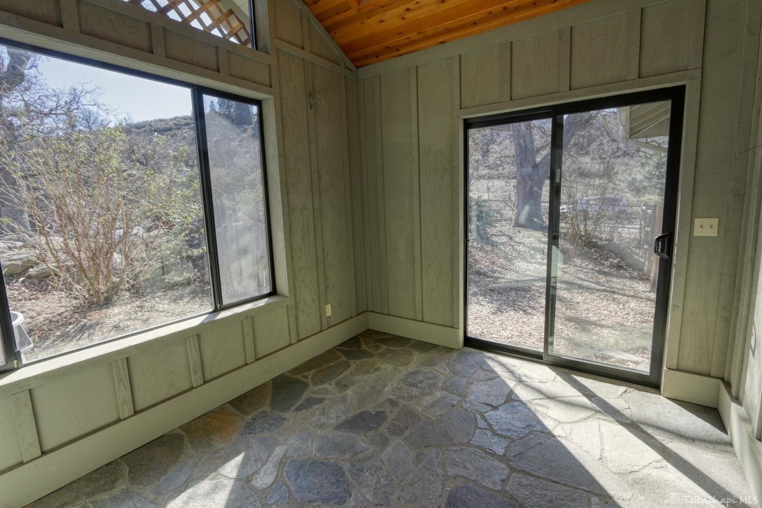 28250 Cumberland Road Tehachapi, CA 93561 - Photo 50 of 68 Gallery Image 50