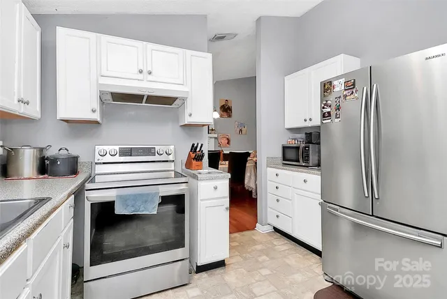 $350,000 | 11429 Antebellum Drive, Charlotte, NC 28273