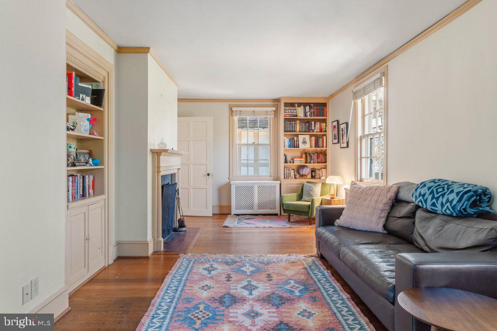 2 East Highfield Road Baltimore, MD 21218 - Photo 11 of 46 a living room with furniture and a rug