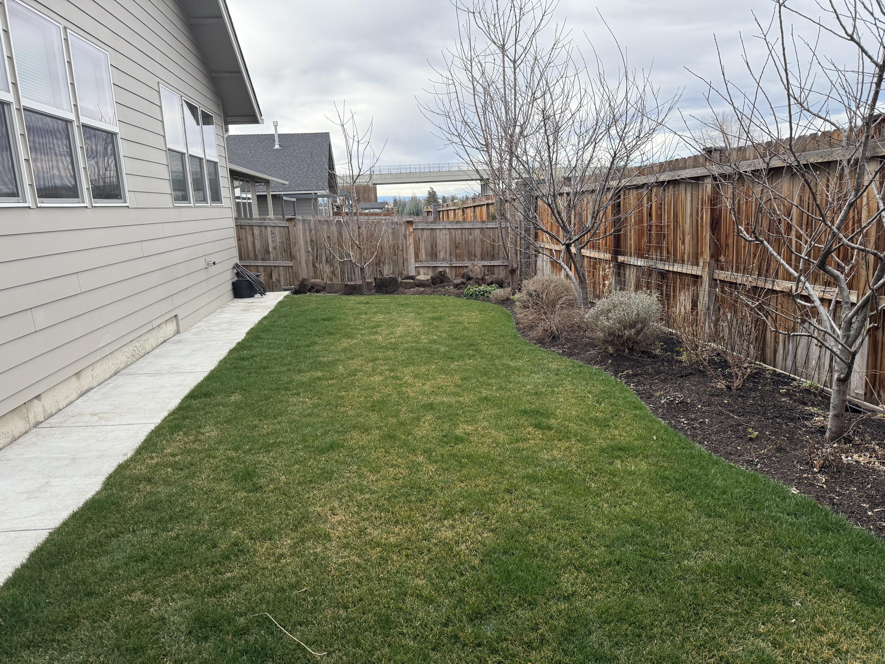 1779 Northeast 3rd Street Redmond, OR 97756 - Photo 7 of 19 IMG_5246