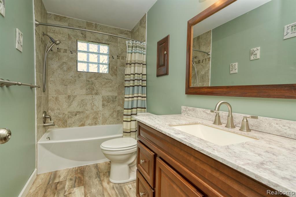 2493 West Britton Road Perry, MI 48872 - Photo 10 of 19 Gallery Image 10
