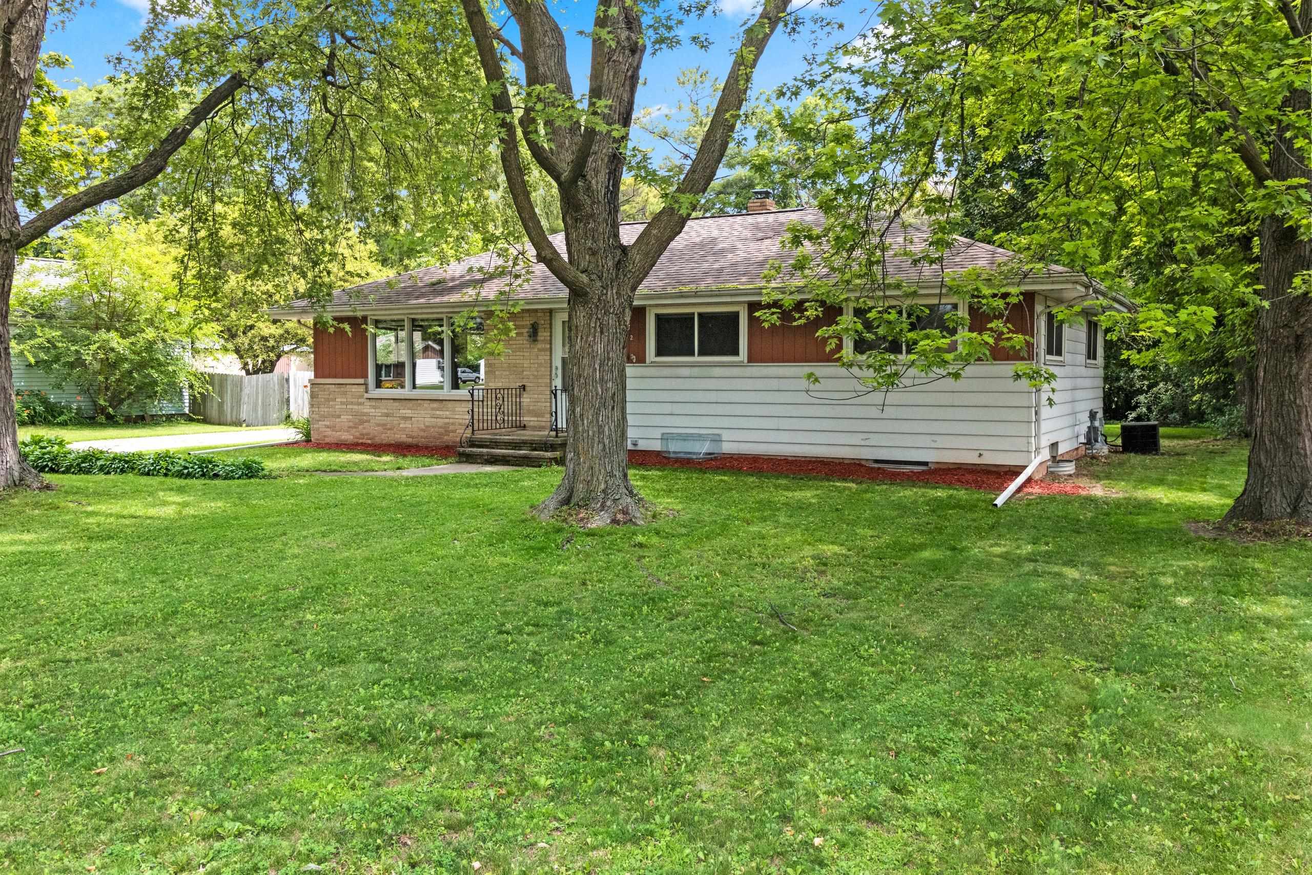1502 South Van Dyke Road Appleton, WI 54914 - Photo 52 of 53