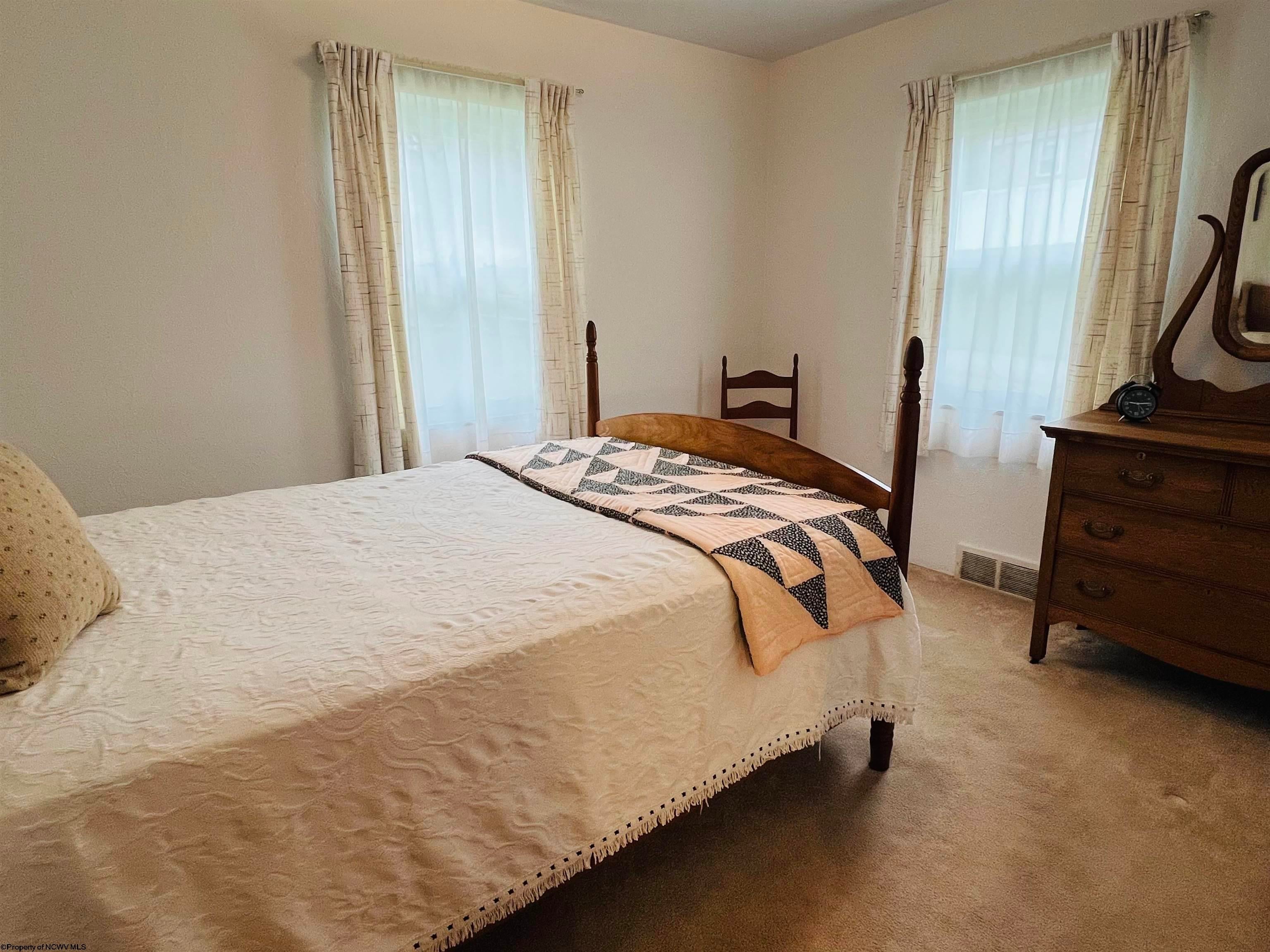 113 Hallhurst Road Fairmont, WV 26554 - Photo 13 of 23 Gallery Image 13
