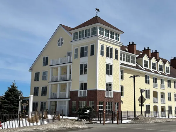 $2,500,000 | 771 Stratton Mountain Road, Unit 452, Stratton, VT 05155