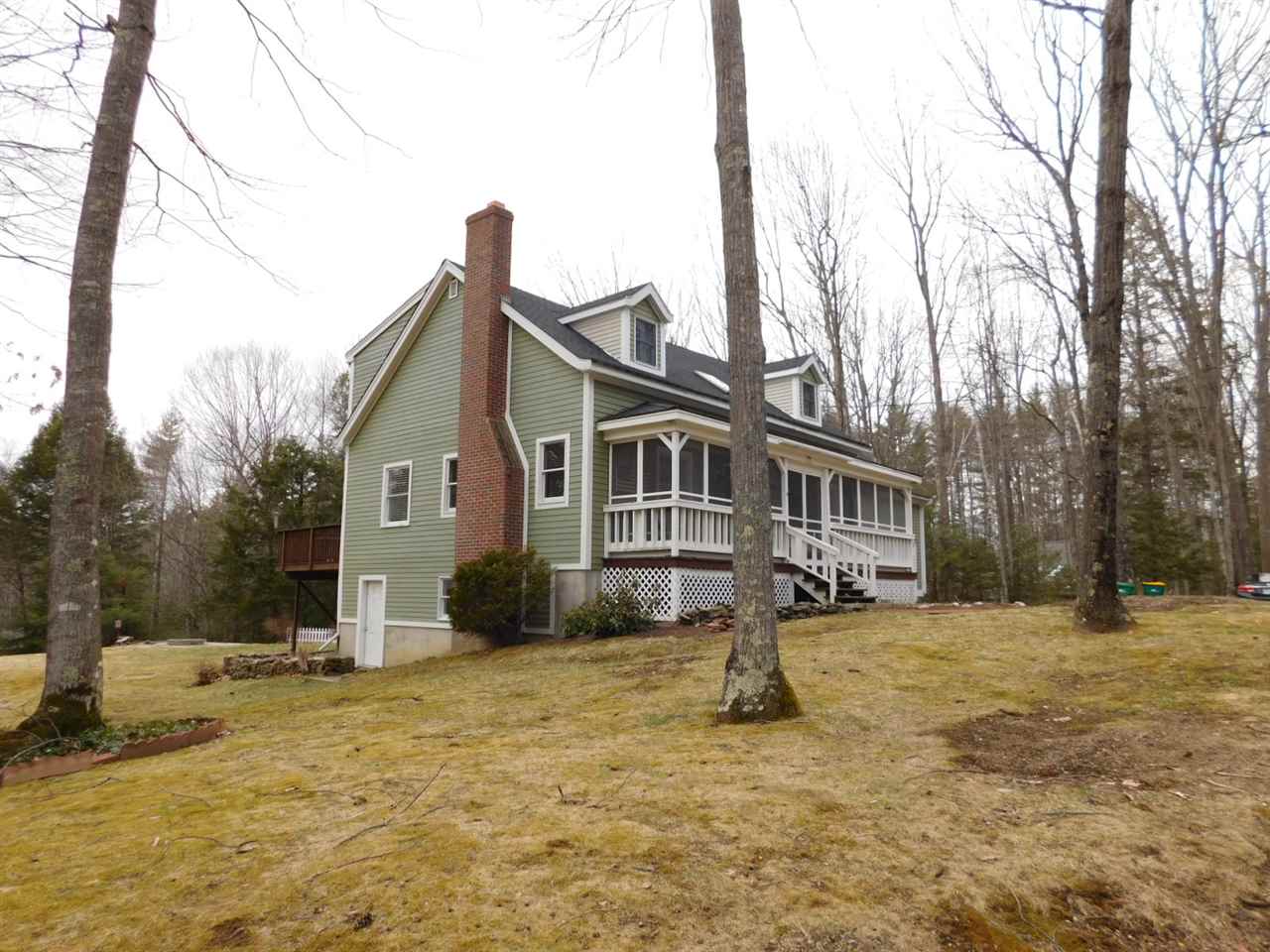 32 Sampson Road Rochester, NH 03867 - Photo 2 of 38