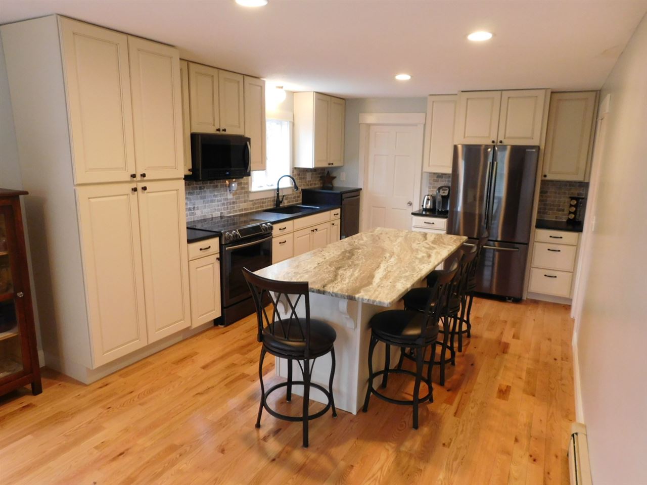 32 Sampson Road Rochester, NH 03867 - Photo 15 of 38
