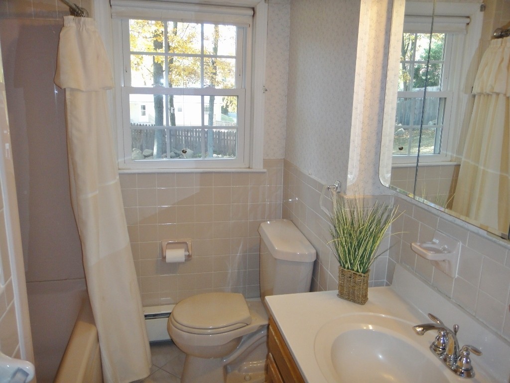 83 Crosby Road Marlborough, MA 01752 - Photo 15 of 25 Gallery Image 15