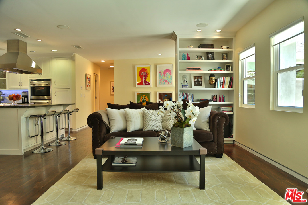 10360 Northvale Road Los Angeles, CA 90064 - Photo 13 of 40 Gallery Image 13