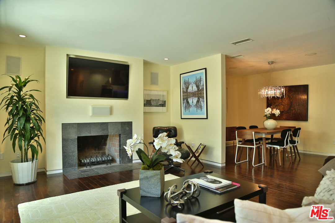 10360 Northvale Road Los Angeles, CA 90064 - Photo 15 of 40 Gallery Image 15