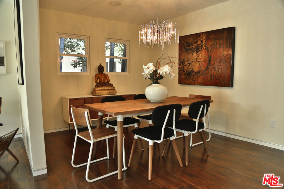 10360 Northvale Road Los Angeles, CA 90064 - Photo 16 of 40 Gallery Image 16