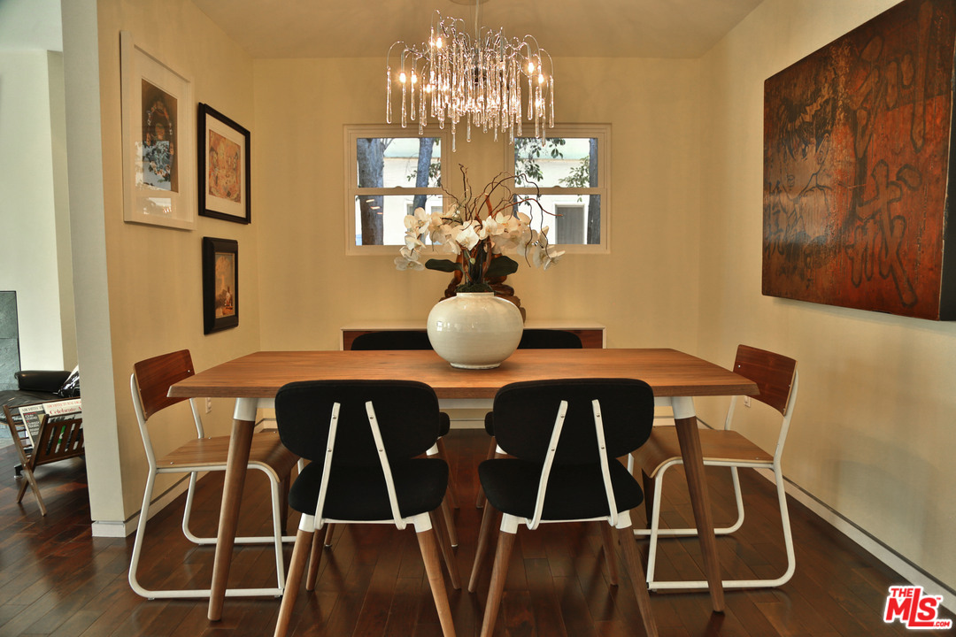 10360 Northvale Road Los Angeles, CA 90064 - Photo 17 of 40 Gallery Image 17