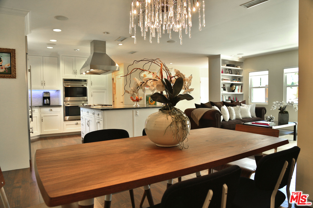 10360 Northvale Road Los Angeles, CA 90064 - Photo 19 of 40 Gallery Image 19
