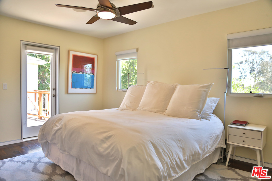 10360 Northvale Road Los Angeles, CA 90064 - Photo 27 of 40 Gallery Image 27