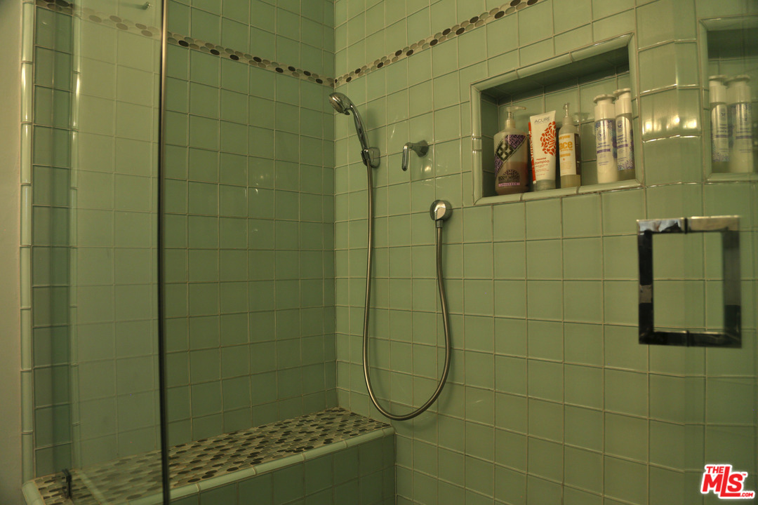 10360 Northvale Road Los Angeles, CA 90064 - Photo 30 of 40 Gallery Image 30