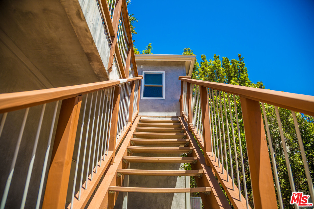 10360 Northvale Road Los Angeles, CA 90064 - Photo 40 of 40 Gallery Image 40