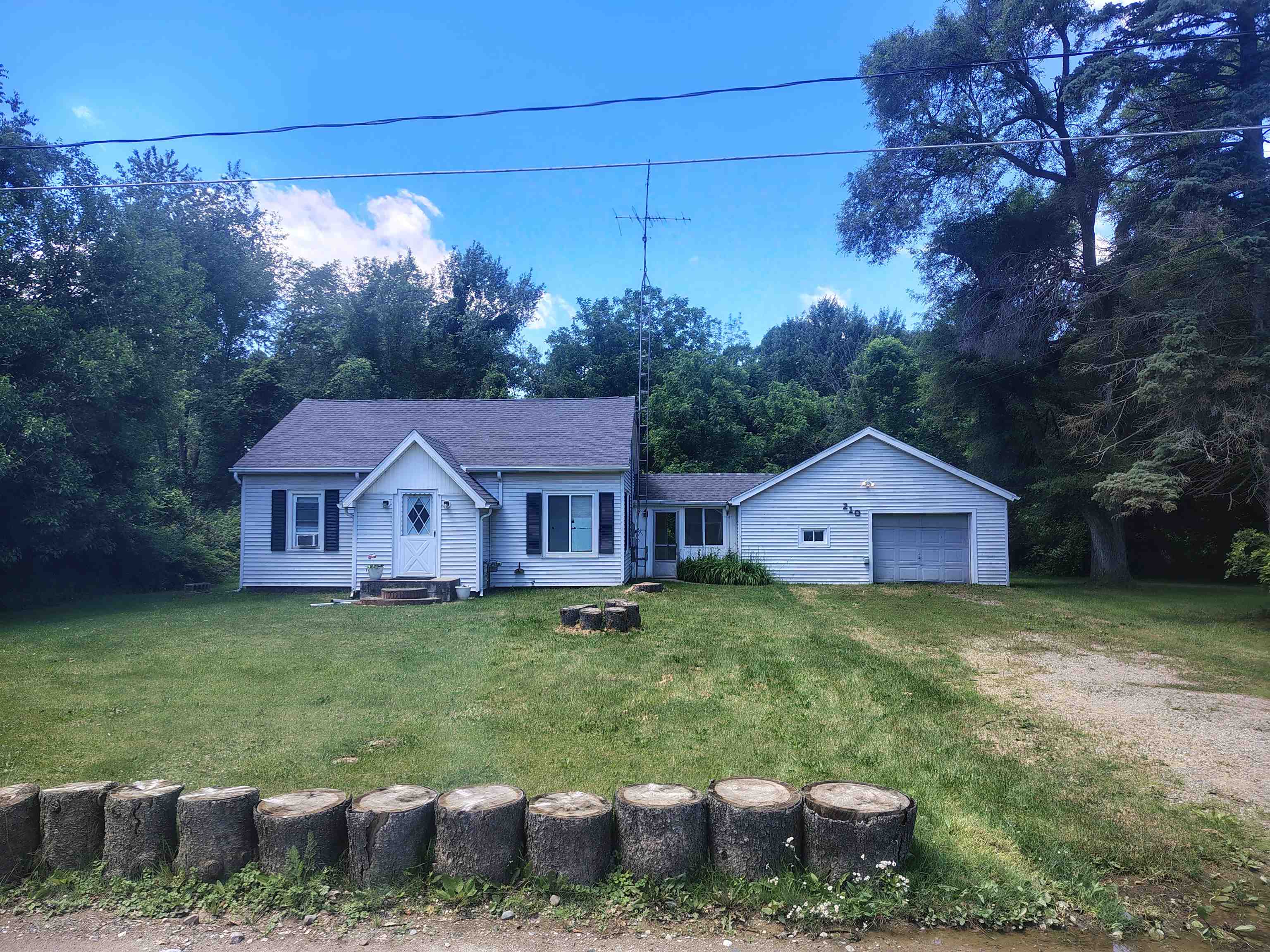 210 Doepker Road Owosso, MI 48867 - Photo 1 of 33