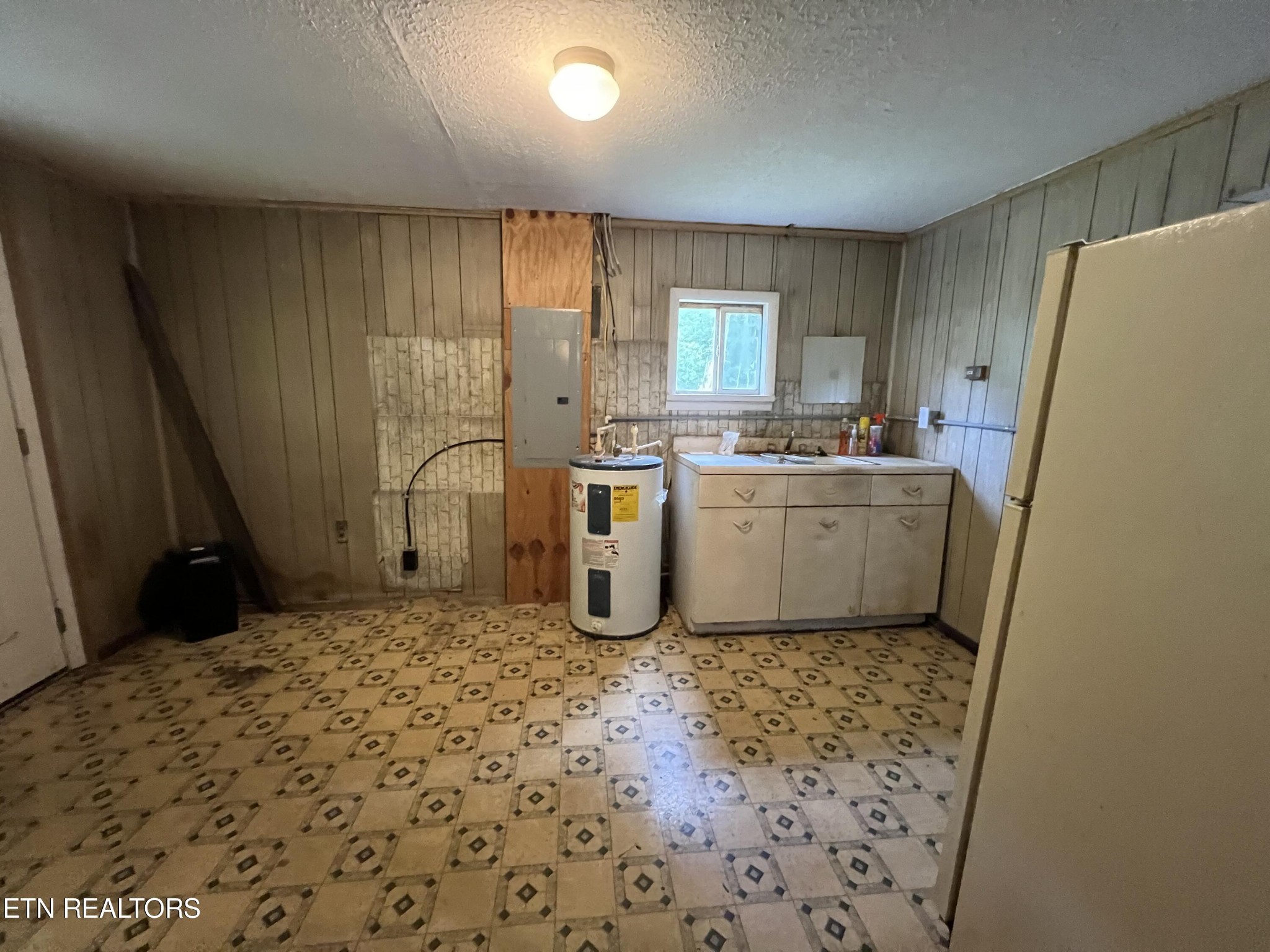 435 Sherman Carson Road Oneida, TN 37841 - Photo 18 of 32 Gallery Image 18