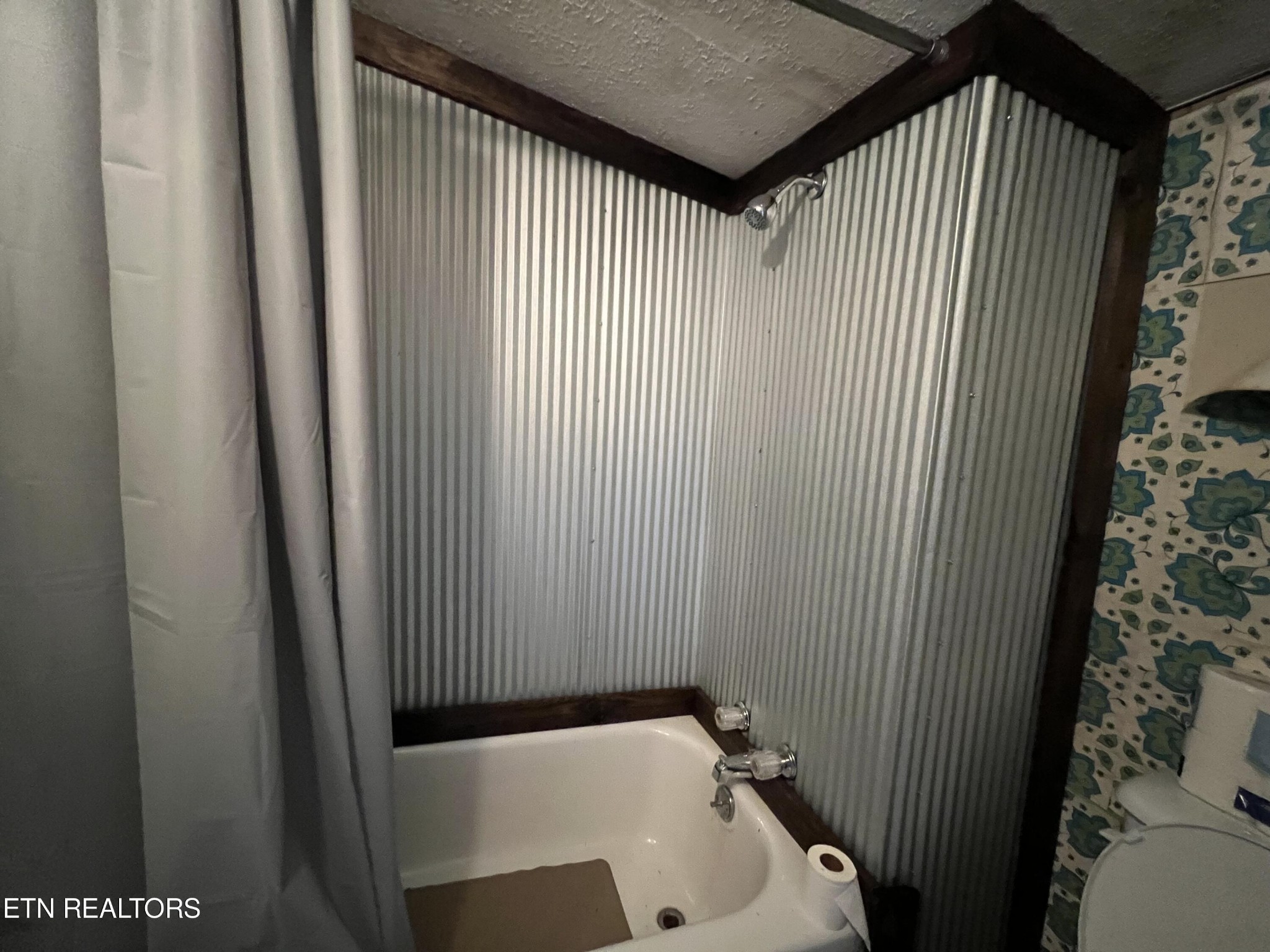 435 Sherman Carson Road Oneida, TN 37841 - Photo 22 of 32 Gallery Image 22