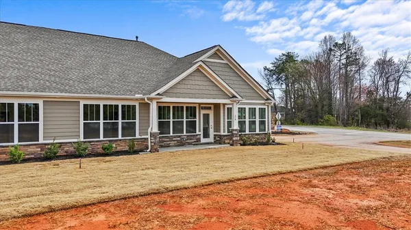 $369,000 | 270 Meridian Way, Seneca, SC 29672