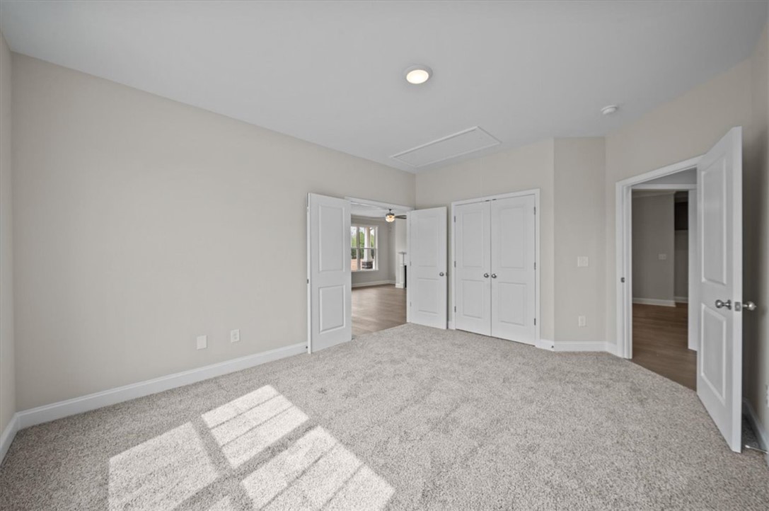 270 Meridian Way Seneca, SC 29672 - Photo 10 of 28