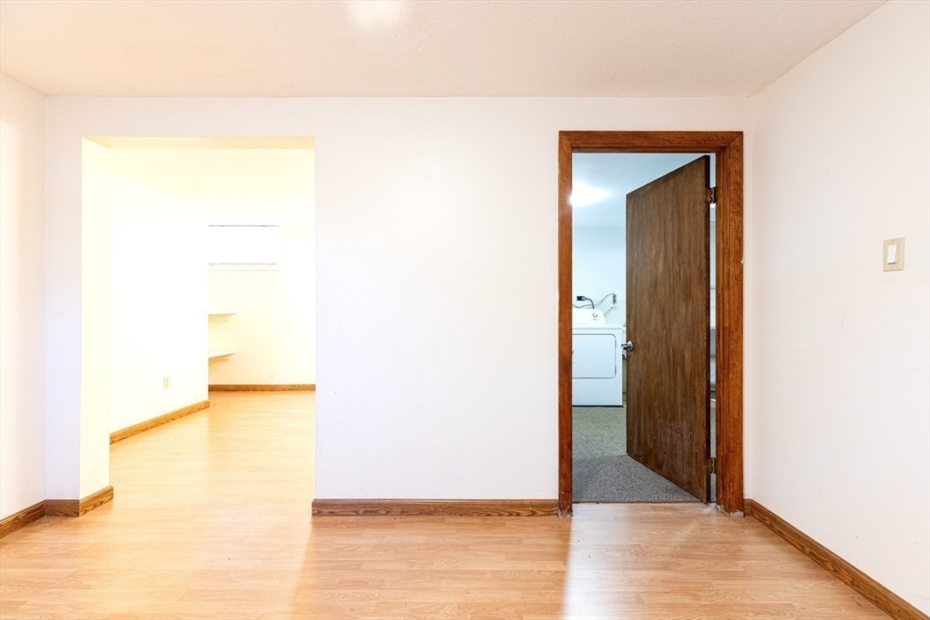 2 Marigold Avenue Wellesley, MA 02482 - Photo 20 of 42